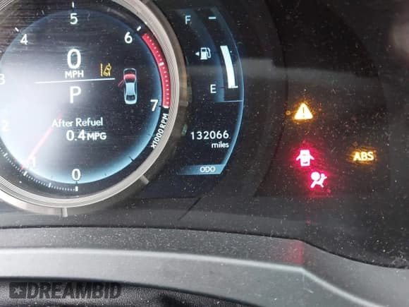 ✅ 2017 Lexus IS 200t F Sport • VIN: JTHBA1D23H5045700 • Lot: 43765572. Wystawiony na IAAI z przebiegiem 132 066 mil. Bezpłatny archiwum sprzedaży aukcyjnych z USA i szczegółowy raport historii pojazdu na DreamBid. Zdjęcie 15.