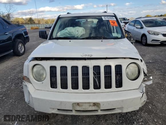 ✅ 2009 Jeep Patriot Sport • VIN: 1J4FT28B69D207723 • Лот: 87424605. Опубликован ранее на Copart с пробегом Не указан. Бесплатный доступ к архиву аукционных продаж из США и подробный отчёт об истории автомобиля на DreamBid. Изображение 5.