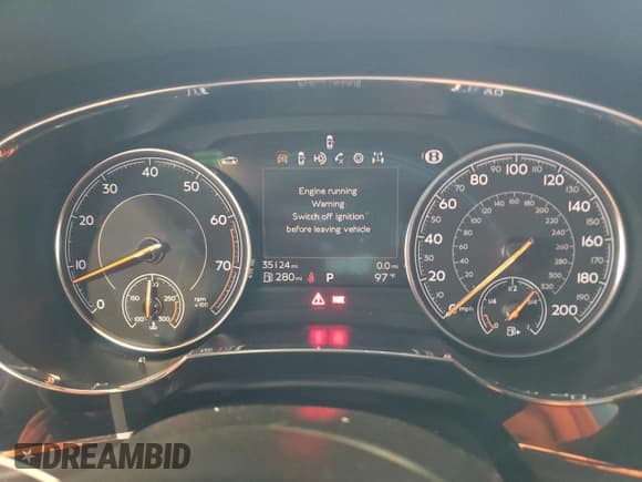 ✅ 2017 Bentley Bentayga W12 • VIN: SJAAC2ZV6HC015698 • Lot: 44499271. Wystawiony na Copart z przebiegiem 35 124 mil. Bezpłatny archiwum sprzedaży aukcyjnych z USA i szczegółowy raport historii pojazdu na DreamBid. Zdjęcie 9.