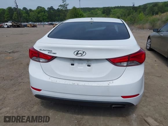 ✅ 2015 Hyundai Elantra Sport • VIN: KMHDH4AH6FU322211 • Lot: 41969375. Listed on IAAI with 111,211 mi. Free auction sales archive from the USA and detailed vehicle history report at DreamBid. Image 15.