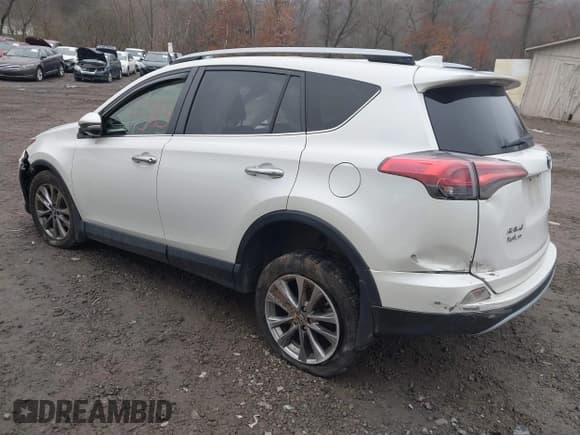 ✅ 2017 Toyota RAV4 Limited • VIN: JTMDFREV8HD201612 • Lot: 43761583. Wystawiony na IAAI z przebiegiem 155 729 mil. Bezpłatny archiwum sprzedaży aukcyjnych z USA i szczegółowy raport historii pojazdu na DreamBid. Zdjęcie 3.