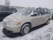 ✅ 2005 Chrysler Town & Country LX • VIN: 2C4GP44R05R591020 • Lot: 43785578. Wystawiony na IAAI z przebiegiem 222 876 mil. Bezpłatny archiwum sprzedaży aukcyjnych z USA i szczegółowy raport historii pojazdu na DreamBid. Zdjęcie 2.