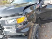 ✅ 2019 Chevrolet Silverado 1500 Custom Trail Boss • VIN: 1GCRYCEF6KZ232289 • Lot: 43759287. Wystawiony na IAAI z przebiegiem 153 492 mil. Bezpłatny archiwum sprzedaży aukcyjnych z USA i szczegółowy raport historii pojazdu na DreamBid. Zdjęcie 18.