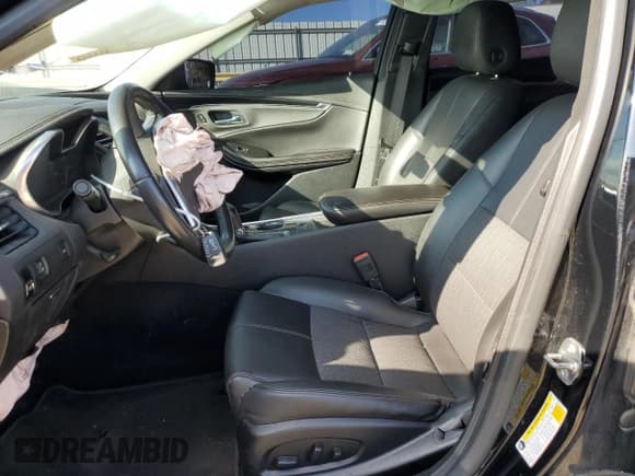 ✅ 2019 Chevrolet Impala LT • VIN: 1G11Z5S38KU113651 • Лот: 79494204. Опубликован ранее на Copart с пробегом 103 473 миль. Бесплатный доступ к архиву аукционных продаж из США и подробный отчёт об истории автомобиля на DreamBid. Изображение 7.