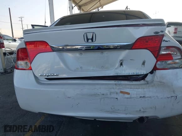 ✅ 2011 Honda Civic LX-S • VIN: 2HGFA1F64BH537107 • Лот: 43622400. Опубликован ранее на IAAI с пробегом 175 651 миль. Бесплатный доступ к архиву аукционных продаж из США и подробный отчёт об истории автомобиля на DreamBid. Изображение 6.