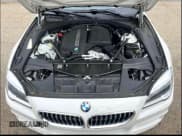 ✅ 2018 BMW 6 Series 640i xDrive • VIN: WBA6F3C50JD994XXX • Lot: 58546875. Wystawiony na Copart z przebiegiem 46 527 mil. Bezpłatny archiwum sprzedaży aukcyjnych z USA i szczegółowy raport historii pojazdu na DreamBid. Zdjęcie 7.