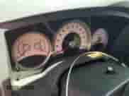 2005 Dodge Dakota SLT z VIN 1D7HE48N95S134566, wystawiony jako Copart lot #63820455 z przebiegiem Nie podano mil oraz Czysty tytuł • Clean title. Historia ofert i sprzedaży dostępna na DreamBid. Obrazek 9.