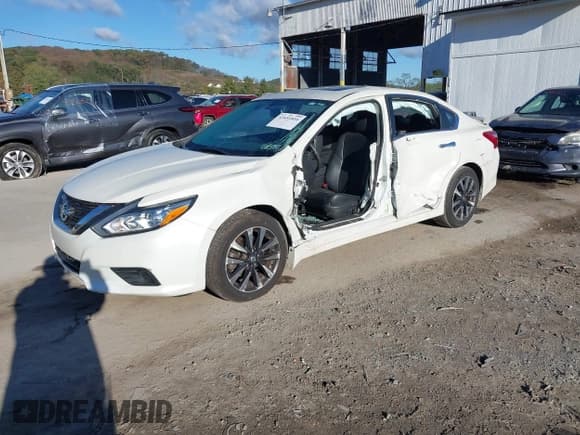 ✅ 2017 Nissan Altima SV • VIN: 1N4AL3AP8HC181048 • Lot: 43451816. Wystawiony na IAAI z przebiegiem 41 396 mil. Bezpłatny archiwum sprzedaży aukcyjnych z USA i szczegółowy raport historii pojazdu na DreamBid. Zdjęcie 2.