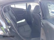 ✅ 2015 Mazda 3 i SV • VIN: JM1BM1T71F1245940 • Лот: 43210285. Опубликован ранее на IAAI с пробегом 111 445 миль. Бесплатный доступ к архиву аукционных продаж из США и подробный отчёт об истории автомобиля на DreamBid. Изображение 8.