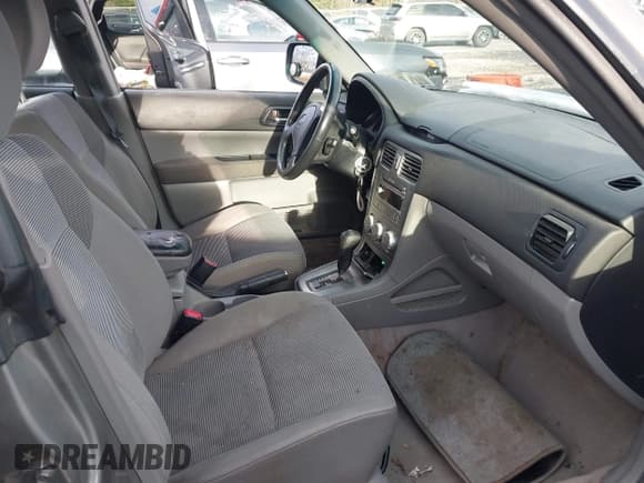 ✅ 2006 Subaru Forester X • VIN: JF1SG65636H753770 • Lot: 43790505. Listed on IAAI with 198,301 mi. Free auction sales archive from the USA and detailed vehicle history report at DreamBid. Image 5.