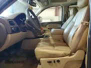 ✅ 2011 Chevrolet Silverado 1500 LTZ • VIN: 3GCPCTE09BG200258 • Lot: 71958684. Listed on Copart with 184,221 mi. Free auction sales archive from the USA and detailed vehicle history report at DreamBid. Image 7.