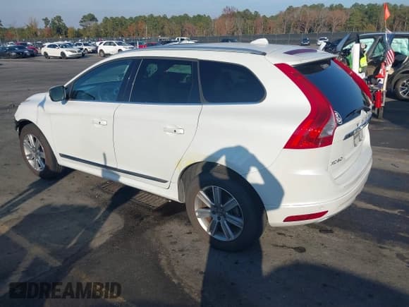 ✅ 2017 Volvo XC60 Inscription • VIN: YV440MDUXH2038967 • Лот: 43737642. Опубликован ранее на IAAI с пробегом 66 997 миль. Бесплатный доступ к архиву аукционных продаж из США и подробный отчёт об истории автомобиля на DreamBid. Изображение 3.