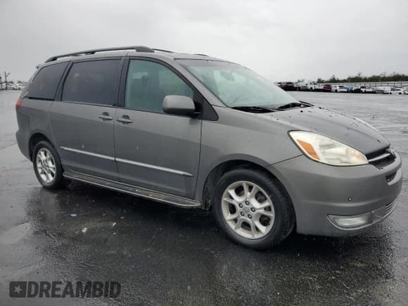 ✅ 2005 Toyota Sienna XLE Limited • VIN: 5TDZA22C65S274718 • Lot: 93321455. Listed on Copart with 181,346 mi. Free auction sales archive from the USA and detailed vehicle history report at DreamBid. Image 4.