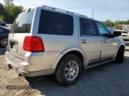 ✅ 2004 Lincoln Navigator Luxury • VIN: 5LMFU28R34LJ00328 • Lot: 69511894. Wystawiony na Copart z przebiegiem 120 338 mil. Bezpłatny archiwum sprzedaży aukcyjnych z USA i szczegółowy raport historii pojazdu na DreamBid. Zdjęcie 3.