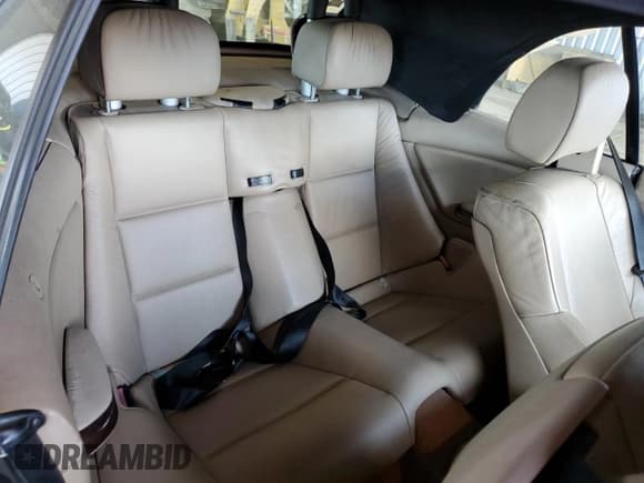 ✅ 2004 BMW 3 Series 330Ci • VIN: WBABW53464PL43778 • Lot: 48219235. Listed on Copart with 103,671 mi. Free auction sales archive from the USA and detailed vehicle history report at DreamBid. Image 10.