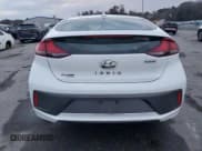 ✅ 2022 Hyundai Ioniq SE • VIN: KMHC75LC8NU279236 • Lot: 84255724. Wystawiony na Copart z przebiegiem 102 850 mil. Bezpłatny archiwum sprzedaży aukcyjnych z USA i szczegółowy raport historii pojazdu na DreamBid. Zdjęcie 6.