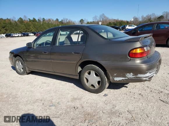 2000 Chevrolet Malibu LS z VIN 1G1NE52J4Y6303956, wystawiony jako Copart lot #83049134 z przebiegiem 146 425 mil mil oraz Czysty tytuł • Clean title. Historia ofert i sprzedaży dostępna na DreamBid. Obrazek 2.