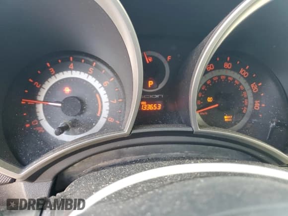 ✅ 2016 Scion tC • VIN: JTKJF5C71GJ014446 • Lot: 89544355. Wystawiony na Copart z przebiegiem 133 653 mil. Bezpłatny archiwum sprzedaży aukcyjnych z USA i szczegółowy raport historii pojazdu na DreamBid. Zdjęcie 9.