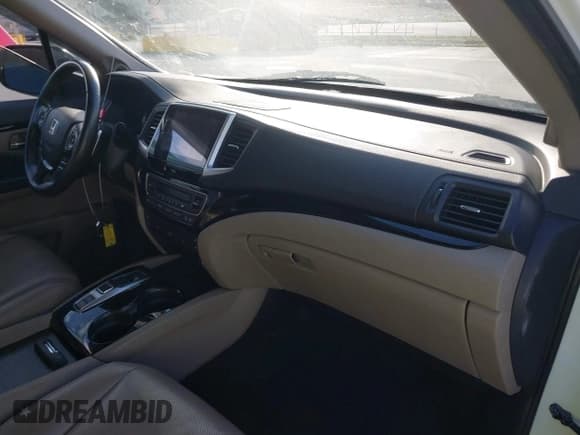 ✅ 2017 Honda Pilot Elite • VIN: 5FNYF6H04HB031645 • Lot: 43847465. Wystawiony na IAAI z przebiegiem 93 815 mil. Bezpłatny archiwum sprzedaży aukcyjnych z USA i szczegółowy raport historii pojazdu na DreamBid. Zdjęcie 5.