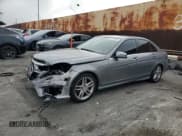 ✅ 2012 Mercedes-Benz C 250 Sport • VIN: WDDGF4HB0CR218925 • Lot: 91221955. Wystawiony na Copart z przebiegiem 118 913 mil. Bezpłatny archiwum sprzedaży aukcyjnych z USA i szczegółowy raport historii pojazdu na DreamBid. Zdjęcie 1.