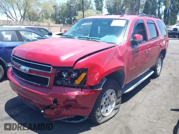 ✅ 2013 Chevrolet Tahoe LT • VIN: 1GNSCBE00DR145715 • Lot: 42722381. Wystawiony na IAAI z przebiegiem 145 982 mil. Bezpłatny archiwum sprzedaży aukcyjnych z USA i szczegółowy raport historii pojazdu na DreamBid. Zdjęcie 19.