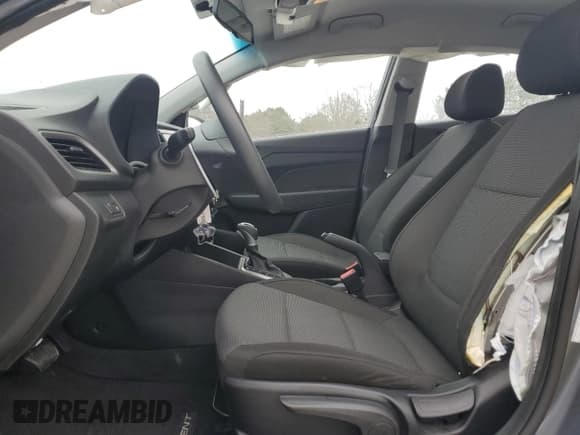 ✅ 2020 Hyundai Accent SE • VIN: 3KPC24A62LE100680 • Лот: 86135234. Опубликован ранее на Copart с пробегом 28 036 миль. Бесплатный доступ к архиву аукционных продаж из США и подробный отчёт об истории автомобиля на DreamBid. Изображение 7.