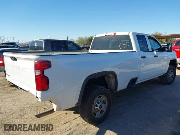 ✅ 2015 Chevrolet Silverado 2500HD Work Truck • VIN: 1GB2CUEG9FZ122068 • Лот: 43647284. Опубликован ранее на IAAI с пробегом 214 454 миль. Бесплатный доступ к архиву аукционных продаж из США и подробный отчёт об истории автомобиля на DreamBid. Изображение 4.
