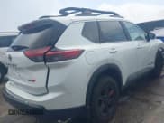 ✅ 2025 Nissan Rogue SV • VIN: 5N1BT3BB9SC833096 • Lot: 42470432. Listed on IAAI with 1,785 mi. Free auction sales archive from the USA and detailed vehicle history report at DreamBid. Image 4.