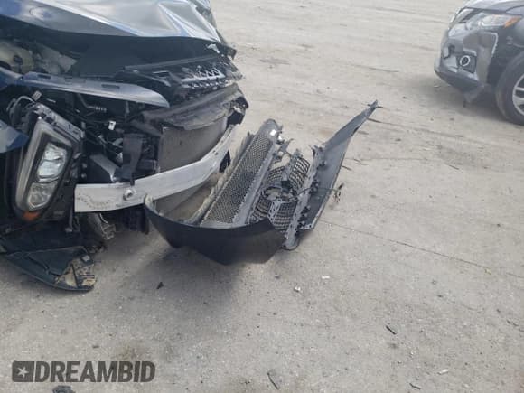 ✅ 2019 Mercedes-Benz A 220 • VIN: WDD3G4FB4KW035056 • Лот: 52807413. Опубликован ранее на Copart с пробегом 17 359 миль. Бесплатный доступ к архиву аукционных продаж из США и подробный отчёт об истории автомобиля на DreamBid. Изображение 14.