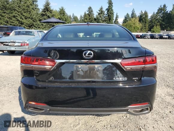✅ 2018 Lexus LS 500 • VIN: JTHC51FF6J5003259 • Lot: 80399255. Listed on Copart with 69,911 mi. Free auction sales archive from the USA and detailed vehicle history report at DreamBid. Image 6.