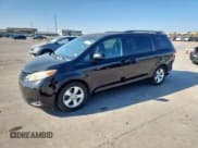 ✅ 2013 Toyota Sienna LE • VIN: 5TDKK3DC3DS309232 • Lot: 93179935. Listed on Copart with 157,401 mi. Free auction sales archive from the USA and detailed vehicle history report at DreamBid. Image 1.