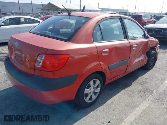 ✅ 2006 Kia Rio • VIN: KNADE123966043593 • Lot: 42550072. Listed on IAAI with 152,042 mi. Free auction sales archive from the USA and detailed vehicle history report at DreamBid. Image 4.