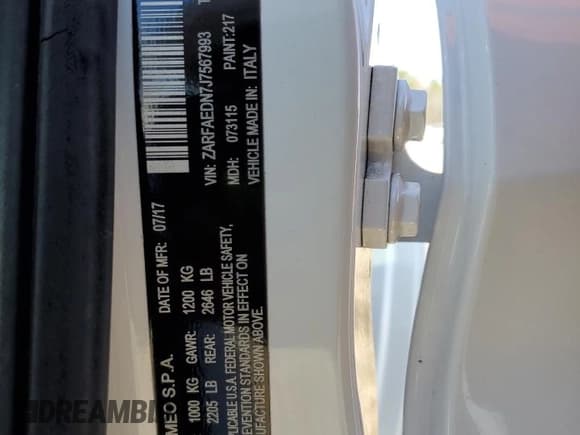 ✅ 2018 Alfa Romeo Giulia • VIN: ZARFAEDN7J7567993 • Lot: 72034332. Wystawiony na Copart z przebiegiem 35 437 mil. Bezpłatny archiwum sprzedaży aukcyjnych z USA i szczegółowy raport historii pojazdu na DreamBid. Zdjęcie 12.