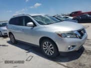 ✅ 2016 Nissan Pathfinder S • VIN: 5N1AR2MN8GC617906 • Lot: 56944195. Listed on Copart with 168,245 mi. Free auction sales archive from the USA and detailed vehicle history report at DreamBid. Image 4.