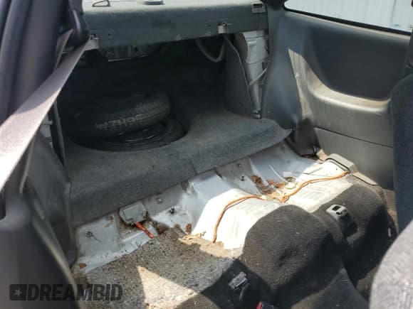 ✅ 2005 Chevrolet Cavalier • VIN: 1G1JC12F757204014 • Lot: 63620755. Listed on Copart with 163,723 mi. Free auction sales archive from the USA and detailed vehicle history report at DreamBid. Image 10.