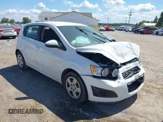 ✅ 2015 Chevrolet Sonic LS • VIN: 1G1JA6SG7F4184782 • Lot: 43113592. Listed on IAAI with 98,892 mi. Free auction sales archive from the USA and detailed vehicle history report at DreamBid. Image 1.