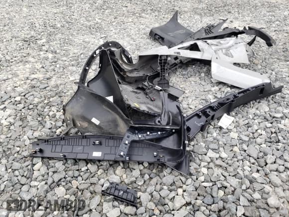 ✅ 2022 Chevrolet Blazer LT • VIN: 3GNKBJRSXNS201165 • Lot: 68426135. Listed on Copart with 74,366 mi. Free auction sales archive from the USA and detailed vehicle history report at DreamBid. Image 13.