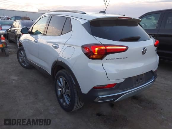 ✅ 2021 Buick Encore GX Essence • VIN: KL4MMFSLXMB126094 • Lot: 41192527. Listed on IAAI with 24,438 mi. Free auction sales archive from the USA and detailed vehicle history report at DreamBid. Image 3.