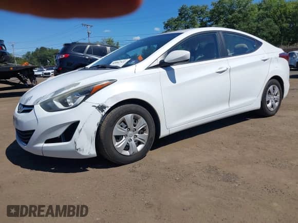 2016 Hyundai Elantra SE с VIN 5NPDH4AE5GH664349, выставлен на аукционе IAAI как лот 43062522 с пробегом 86 930 миль миль и . История ставок и продаж доступна на DreamBid. Изображение 2.