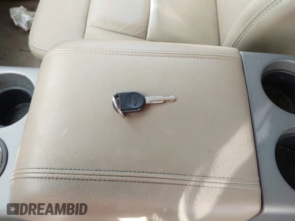 ✅ 2007 Ford F-150 XLT • VIN: 1FTPX14V37FB44154 • Лот: 43909753. Опубликован ранее на IAAI с пробегом 92 486 миль. Бесплатный доступ к архиву аукционных продаж из США и подробный отчёт об истории автомобиля на DreamBid. Изображение 11.