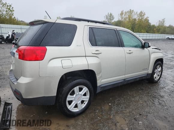 ✅ 2015 GMC Terrain SLT • VIN: 2GKFLXE30F6426319 • Lot: 86280605. Wystawiony na Copart z przebiegiem 130 208 mil. Bezpłatny archiwum sprzedaży aukcyjnych z USA i szczegółowy raport historii pojazdu na DreamBid. Zdjęcie 3.