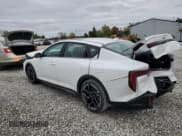 ✅ 2025 Kia K4 GT-Line • VIN: 3KPFW4DE9SE115843 • Lot: 82666655. Wystawiony na Copart z przebiegiem 6 545 mil. Bezpłatny archiwum sprzedaży aukcyjnych z USA i szczegółowy raport historii pojazdu na DreamBid. Zdjęcie 2.