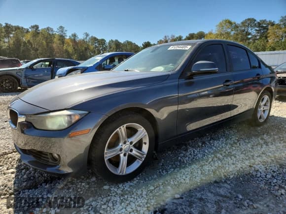 ✅ 2012 BMW 3 Series 328i • VIN: WBA3A5C54CF346839 • Lot: 91284405. Listed on Copart with 129,118 mi. Free auction sales archive from the USA and detailed vehicle history report at DreamBid. Image 1.