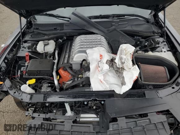 ✅ 2021 Dodge Challenger SRT Hellcat • VIN: 2C3CDZC90MH603035 • Lot: 68492914. Wystawiony na Copart z przebiegiem 14 657 mil. Bezpłatny archiwum sprzedaży aukcyjnych z USA i szczegółowy raport historii pojazdu na DreamBid. Zdjęcie 12.