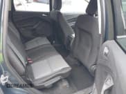 ✅ 2019 Ford Escape SE • VIN: 1FMCU0GD5KUB97930 • Lot: 43737106. Wystawiony na IAAI z przebiegiem 181 175 mil. Bezpłatny archiwum sprzedaży aukcyjnych z USA i szczegółowy raport historii pojazdu na DreamBid. Zdjęcie 8.