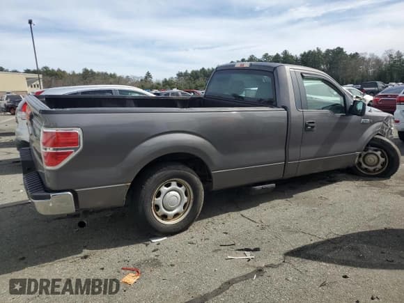 ✅ 2010 Ford F-150 XL • VIN: 1FTMF1C80AKB32382 • Lot: 49377225. Listed on Copart with 174,520 mi. Free auction sales archive from the USA and detailed vehicle history report at DreamBid. Image 3.
