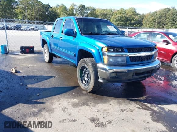 ✅ 2012 Chevrolet Colorado 2LT • VIN: 1GCHSDFE8C8106869 • Лот: 43525110. Опубликован ранее на IAAI с пробегом 213 547 миль. Бесплатный доступ к архиву аукционных продаж из США и подробный отчёт об истории автомобиля на DreamBid. Изображение 1.