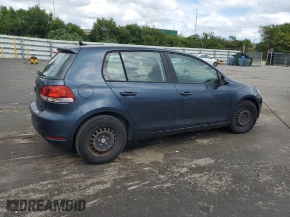 ✅ 2014 Volkswagen Golf • VIN: WVWDB7AJ0EW003772 • Lot: 90746585. Listed on Copart with 17,463 mi. Free auction sales archive from the USA and detailed vehicle history report at DreamBid. Image 3.