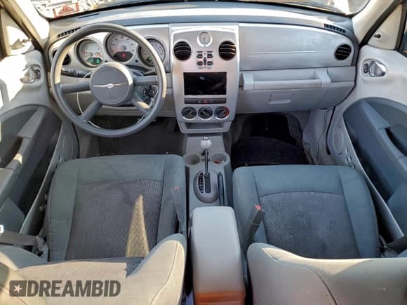 ✅ 2008 Chrysler PT Cruiser • VIN: 3A8FY48B88T117512 • Lot: 92694475. Listed on Copart with 67,472 mi. Free auction sales archive from the USA and detailed vehicle history report at DreamBid. Image 8.