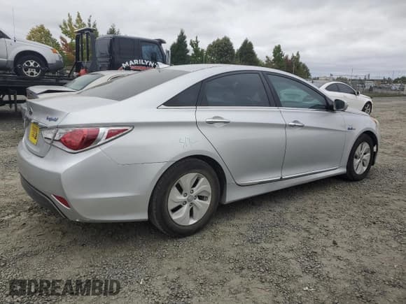 ✅ 2013 Hyundai Sonata Limited • VIN: KMHEC4A47DA065607 • Lot: 71488094. Listed on Copart with 145,441 mi. Free auction sales archive from the USA and detailed vehicle history report at DreamBid. Image 3.